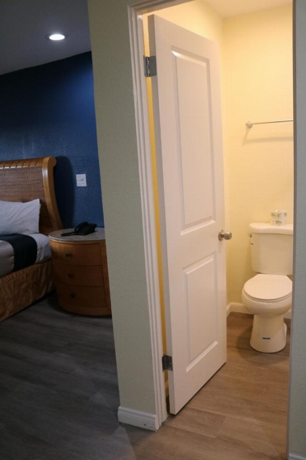 Valli Hi Motel image 17